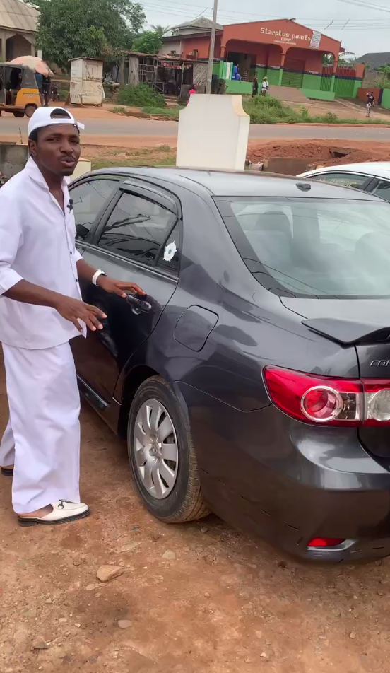 2013 Toyota Camry LE Sport photo 10