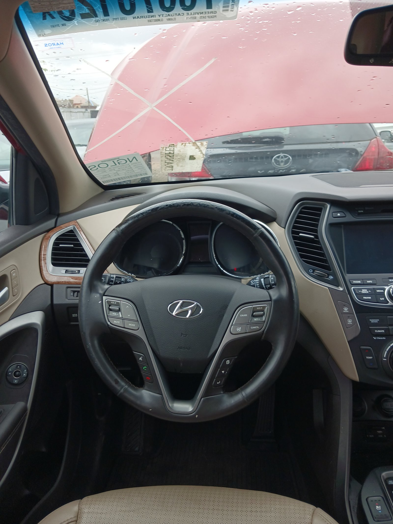 2016 Hyundai SANTA FE photo 18