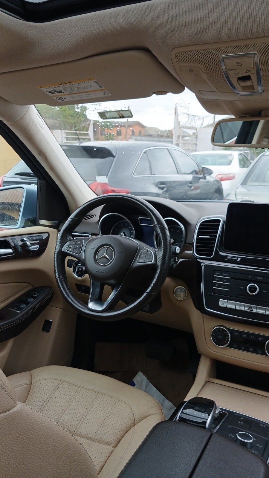 2017 Benz GLE 350 4MATIC photo 4