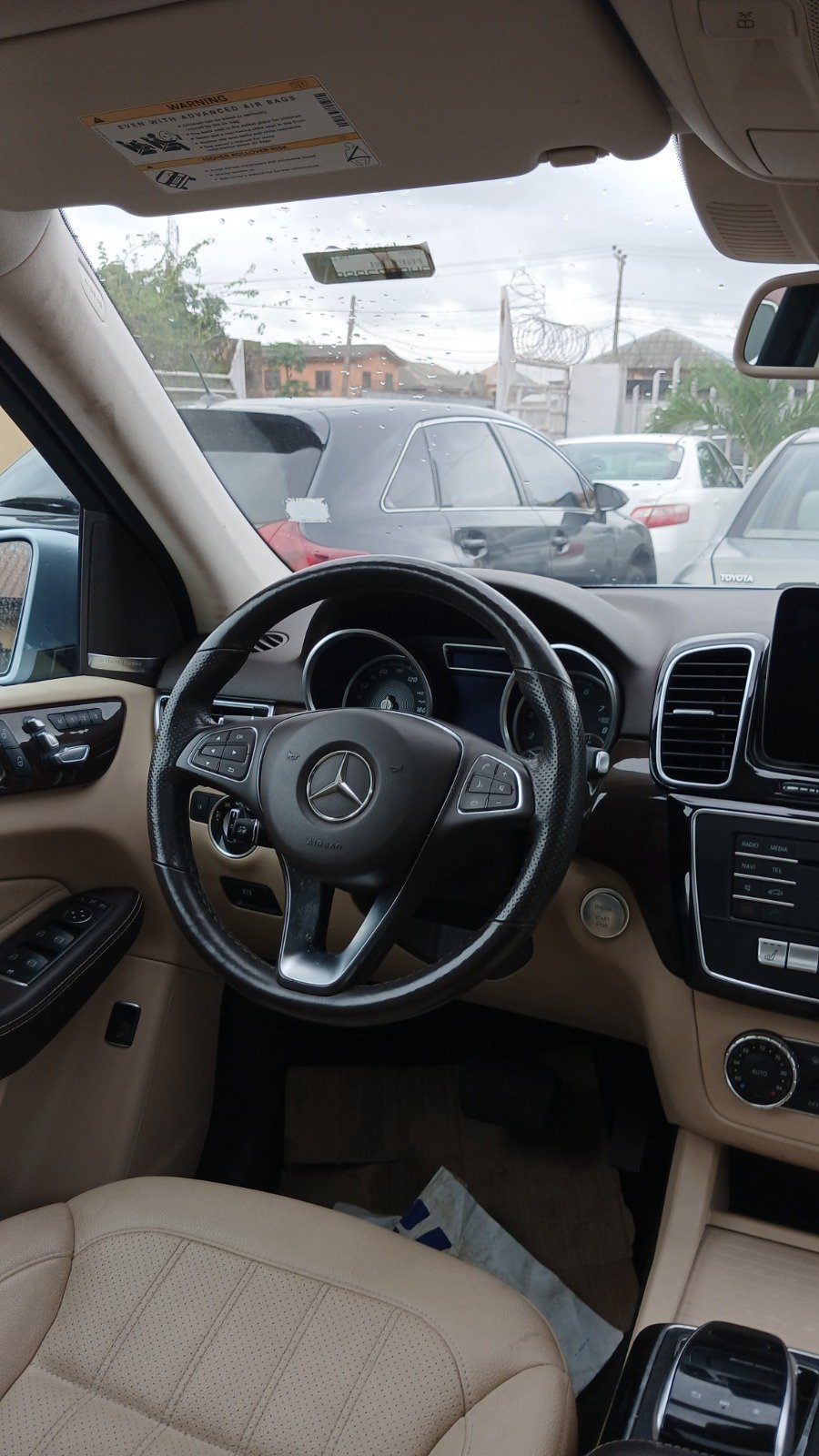 2017 Benz GLE 350 4MATIC photo 16