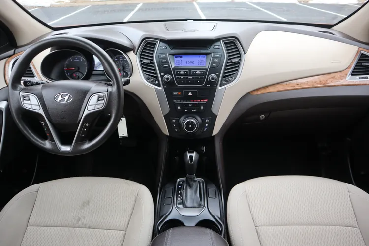 2015 Hyundai SANTA FE Sport 2.4L photo 6
