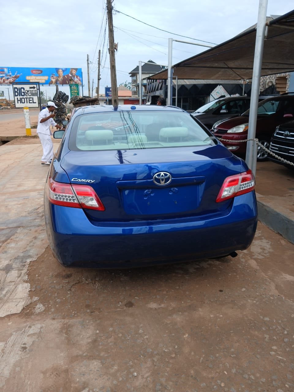2011 Toyota Camry LE 4dr